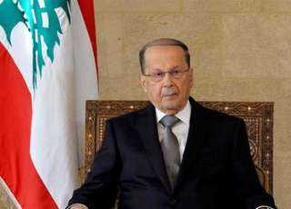 الرئيس اللبناني يدعو أنصاره المحتشدين أمام قصر بعبدا بـ”الهدوء وعدم التصعيد”