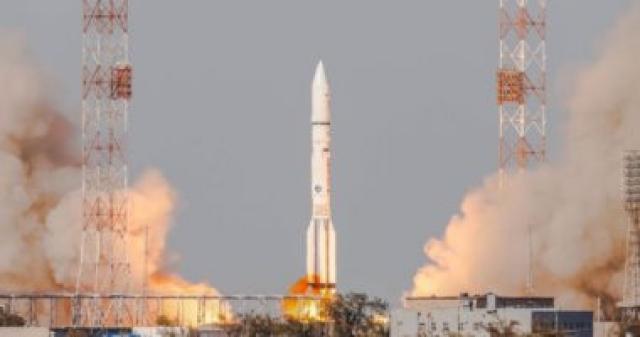إطلاق القمر الصناعي المصري للاتصالات  طيبة 1 