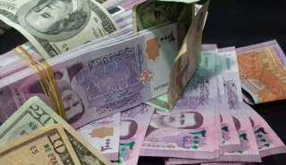 الليرة السورية تواصل سقوطها أمام الدولار 