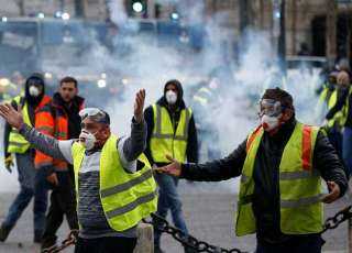 حظر تظاهرات ”السترات الصفراء” وسط باريس ليلة رأس السنة