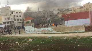 بالفيديو.. انتحار بائع متجول بعد مصادرة عربته يشعل احتجاجات في إربد بالاردن
