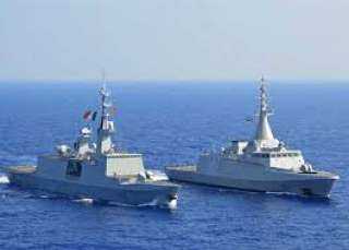 القوات البحرية المصرية والفرنسية تنفذان تدريبًا عابرًا بالبحر المتوسط  