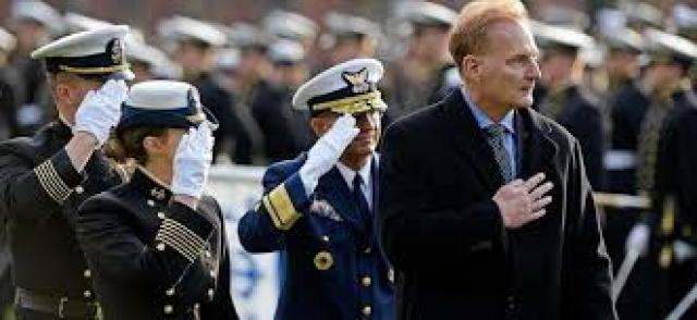 استقالة وزير البحرية الأمريكي