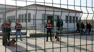 تركيا تبدأ بالإفراج عن ألوف السجناء ضمن إجراءات مكافحة كورونا