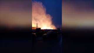 تونس.. حريق هائل في مصنع ‎بمدينة النفيضة وصعوبة في السيطرة على ألسنة اللهب 