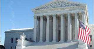 المحكمة العليا الأمريكية تصدر قرارا مزدوجا حول قضية الأوراق المالية لترامب 