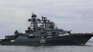 سفينة ”الأميرال كولاكوف” المضادة للغواصات تجتاز المانش وتدخل خليج غاسكونيا