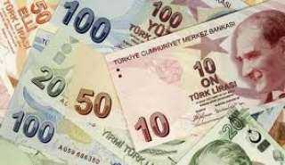 تقرير: التضخم والتدهور الاقتصادي يفقدان الأتراك الثقة بالليرة ويدفعانهم نحو ”البتكوين”