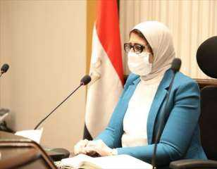 وزيرة الصحة: التراخي في ارتداء الكمامات بوسائل النقل ينذر بموجة ثانية لكورونا