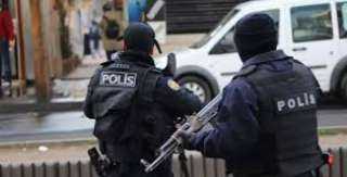 تركيا تصدر قرارات اعتقال 78 عسكريا ومدرسا في مطاردتها لعناصر تنظيم غولن