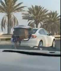 بالفيديو.. البحرين.. ردود غاضبة على وضع خادمة في صندوق سيارة مسرعة