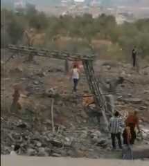 بالفيديو.. المشاهد الأولية لحجم الدمار الكبير في انفجار ”عين قانا” جنوبي لبنان