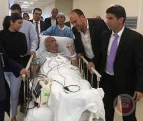 نقل صائب عريقات للعلاج في إسرائيل بعد تدهور صحته جراء إصابته بكورونا