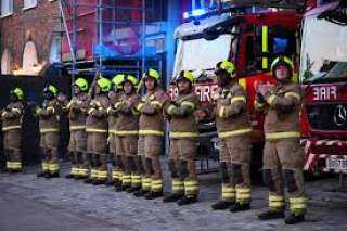 مقتل عدد من الأشخاص بانفجار غاز أدى الى انهيار مبنى غرب لندن 