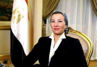 وزيرة البيئة: نجاح شركة جيوسايكل لافارﭺ مصر في إتمام عمليات حرق النفايات يمهد الطريق لمزيد من التعاون