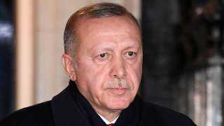 وثائق: أردوغان أعطى نجل ممول القاعدة ياسين القاضي هاتفا مشفرا ليحميه من تهم الإرهاب والفساد
