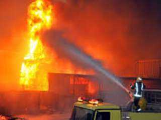 السعودية: نشوب حريق في خزان للوقود شمال جدة نتيجة إعتداء إرهابي 