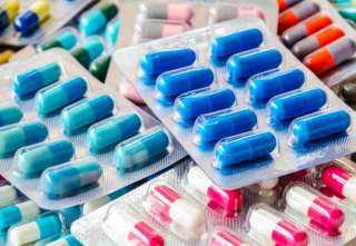 خبراء الصحة يحذرون من خطر ينجم عن الإفراط في استخدام المضادات الحيوية وسط أزمة ”كوفيد-19”