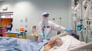 إسبانيا تسجل نحو 94 ألف إصابة بفيروس كورونا خلال العطلة الأسبوعية 