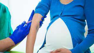 دراسة تكشف.. هل يتسبب لقاح كورونا في عيوب خلقية لجنين الحوامل؟