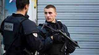 فرنسا توقف ملاحقة ضابط سوري منشق 