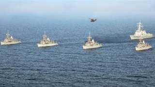القوات البحرية المصرية والفرنسية تنفذان تدريباً بحرياُ عابراً بقاعدة البحر الأحمر