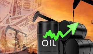 أسعار النفط ترتفع 1% مع ترقب بيانات المخزونات الأمريكية  