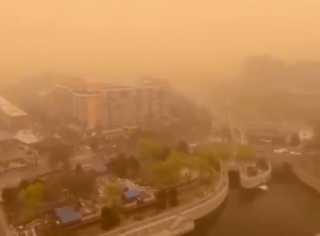 بالفيديو.. عاصفة رملية قوية تجتاح بكين