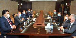 ”الاتصالات الدولية الليبية” تبحث التعاون المشترك مع المصرية للاتصالات