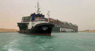 بلومبيرغ: السفينة الجانحة في قناة السويس تعطل حركة التجارة اليومية بقيمة 9.6 مليار دولار