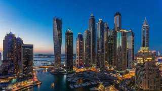 بلومبيرغ: شركات عالمية تعود إلى دبي مع نجاح حملة التلقيح ضد كورونا