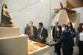 وزيرة التعاون الدولي تصطحب رئيسة البنك الأوروبي لإعادة الإعمار والتنمية في زيارة للمتحف القومي الحضارة