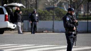 مقتل رجل يرتدي سترة واقية برصاص الشرطة في هوليوود  