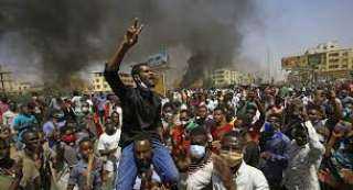 السودان.. مقتل شرطي في محاولات لتفريق المتظاهرين 