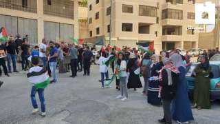 مطالبين بجثمان مي عفانة.. مواجهات بين فلسطينيين وقوات الإحتلال في القدس| فيديو 