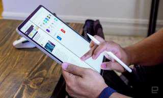 ”أبل” تخطط لإنتاج جهاز iPad Pro بشاشات بحجم أكبر