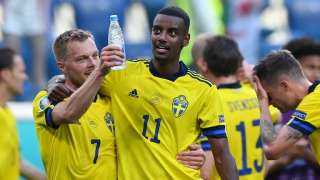 بعد تألقه في بطولة أمم أوروبا.. السويدي إيساك يمدد عقده مع ريال سوسيداد