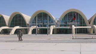 طالبان تقصف مطار قندهار بالصواريخ والسلطات تعلق الرحلات‎‎