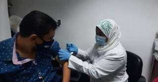 على مدار ٣ أيام.. العاملين بوزارة البيئة يتلقون الجرعة الأولى من اللقاح المضاد لفيروس