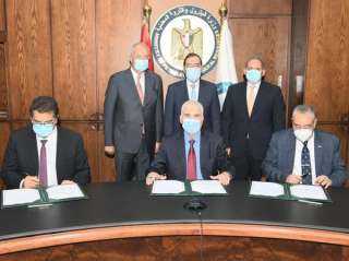 البترول: توقيع الاتفاقية التأسيسية لشركة مصر للميثانول والبتروكيماويات