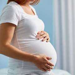 تعرض الحوامل لأشعة الشمس يقلل مخاطر الولادة المبكرة