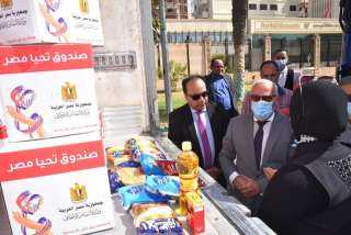 محافظ بورسعيد يستقبل قافلة ” أبواب الخير ” أكبر قافلة مساعدات إنسانية أطلقها الرئيس