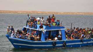 تونس.. إنقاذ 100 مهاجر في مياه منطقة الوسط 