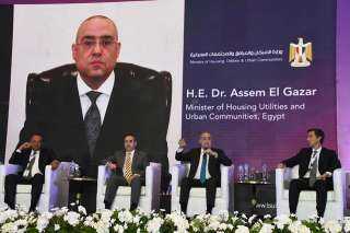 وزير الإسكان: العاصمة الإدارية الجديدة هى البداية لتنمية سيناء