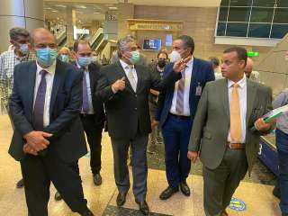 اللجنة العليا للتفتيش الأمني والبيئي بالمطارات تتفقد مطار القاهرة الدولي