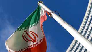 طهران: الحظر حرمنا من الحصول على لقاح كورونا في الوقت المناسب 