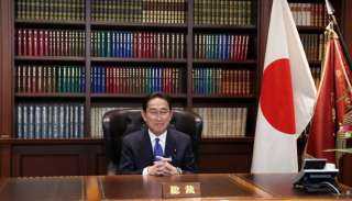 رئيس الوزراء الياباني الجديد يعلن تشكيلة حكومته
