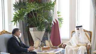 الدبيبة يبحث مع أمير قطر ملف الاستثمار والتطورات السياسية في ليبيا