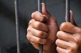 السجن المشدد المشدد 15 عاما لمتهم و5 سنوات لـ5 آخرين انتحلوا صفة ضباط لسرقة صاحب معرض مفروشات