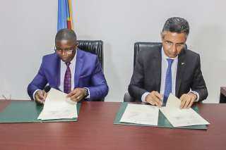 البريد يوقع بروتوكول تعاون مع نظيره الكونغولي في مجال تطبيقات التجارة الإلكترونية